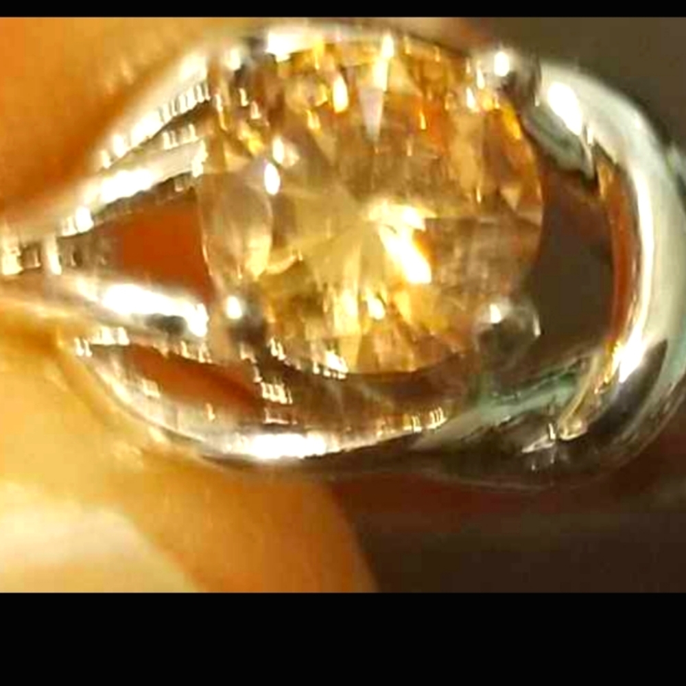 Beautiful Citrine ring